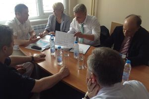 По време на визита в Пловдив: Министър Москов увери, че няма на закрива онкоцентрове