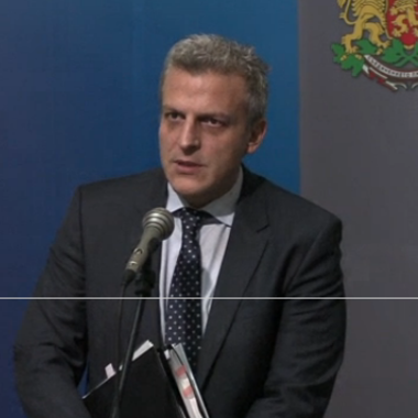 Задължителна национална здравна карта ще регулира финансирането на болниците от НЗОК