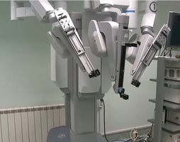 При рак на простатата най-голяма радикалност се постига с робота Да Винчи (ВИДЕО)