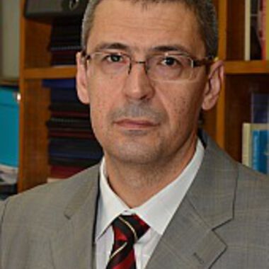 Проф. Илко Гетов: Магистър-фармацевтът е най-близо до пациента
