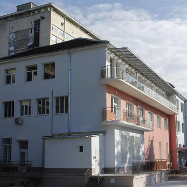 Снимки от откриването на обновената Клиника по педиатрия на Александровска