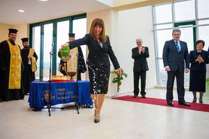 Факултетът по фармация към МУ-Варна влиза в нова високотехнологична 9-етажна сграда