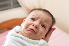 Как да успокоим плачещо бебе (ВИДЕО)
