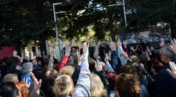 Стачката на лекарите от Варна продължава