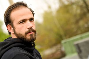 Д-р Василев - лекарят, когото хората харесват
