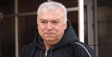 Христо Бонев дари 100 кашона с лакомства за всички деца пациенти в УМБАЛ „Свети Георги“