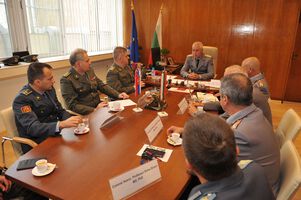 ВМА обменя опит с военни лекари от Сърбия