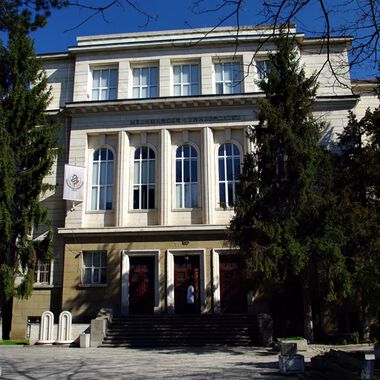 МУ-Плевен отбелязва празника си на 31 октомври с двойна тържествена промоция и церемония по награждаване за академично развитие