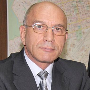 Кметът на Стара Загора ще се бори докрай за сградата на АГкомплекса