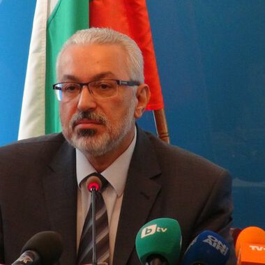 Д-р Семерджиев: Предвидени са доста средства за модернизиране на Спешната помощ