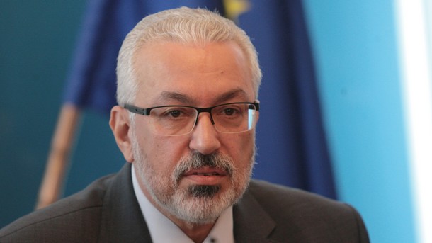Министър Семерджиев: Няма да има лимитиране на болничната помощ