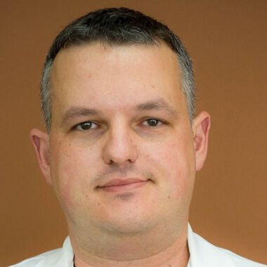 Доц. Антон Тонев: Случаите на рак на дебелото черво се увеличават стремглаво