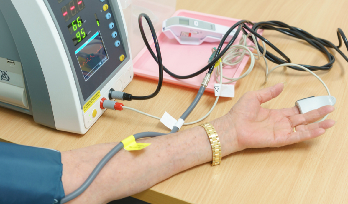 Diagnosis of Macrovascular Complications in Diabetes Mellitus Using Arterial Stiffness Measured by the Cardio-Ankle Vascular Index