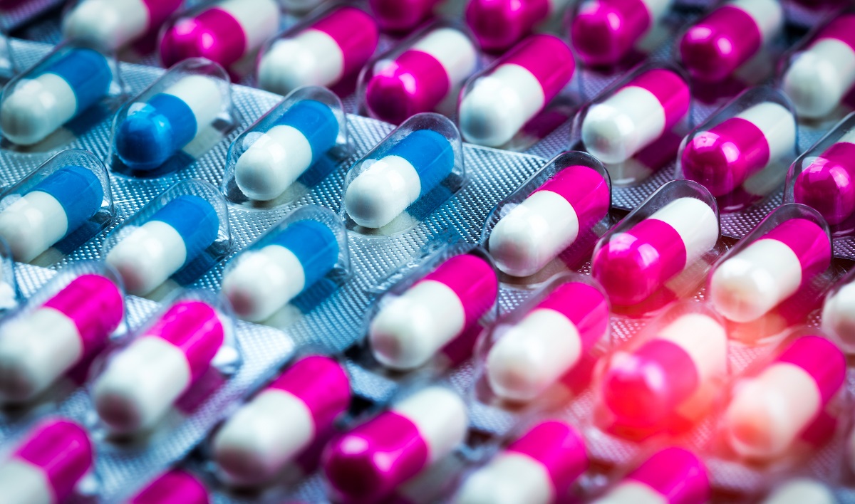 Novartis lung cancer drug gets priority U.S. review