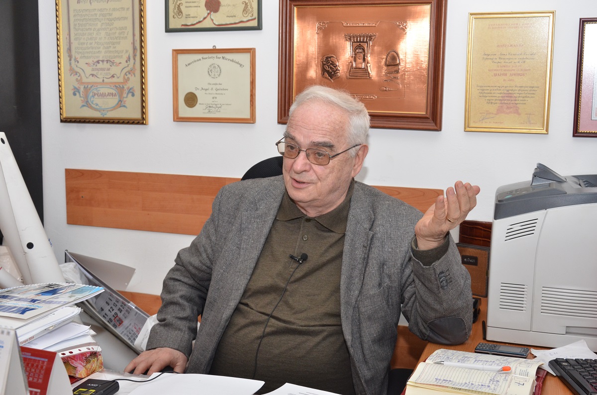Акад. Ангел Гълъбов е предложен за орден „Св. св. Кирил и Методий“