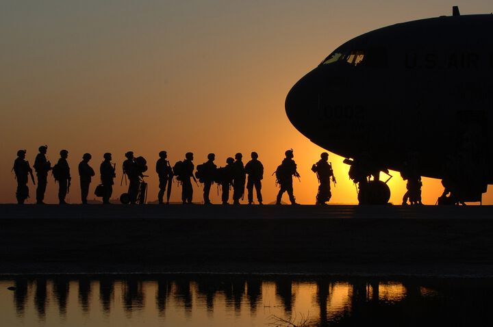 Besser einschlafen mit Militär-Trick