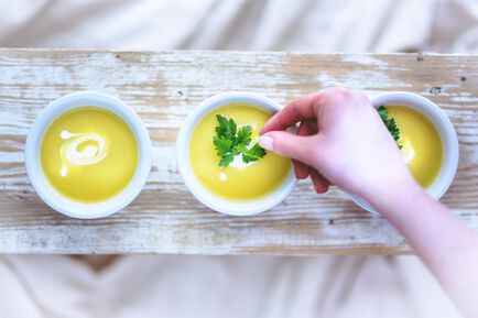 Geschmeidige Kost – Essen ohne Barriere: Damit Nahrungsaufnahme nicht zu Stress wird