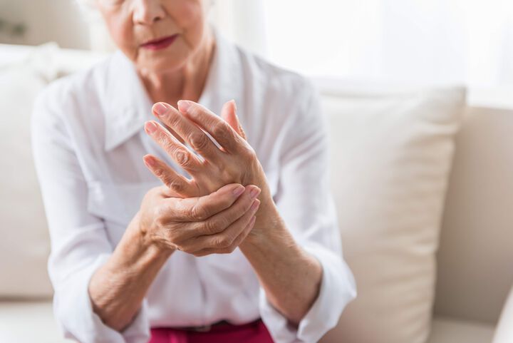 Schmerzen bleiben bei Demenzkranken noch zu oft unbehandelt
