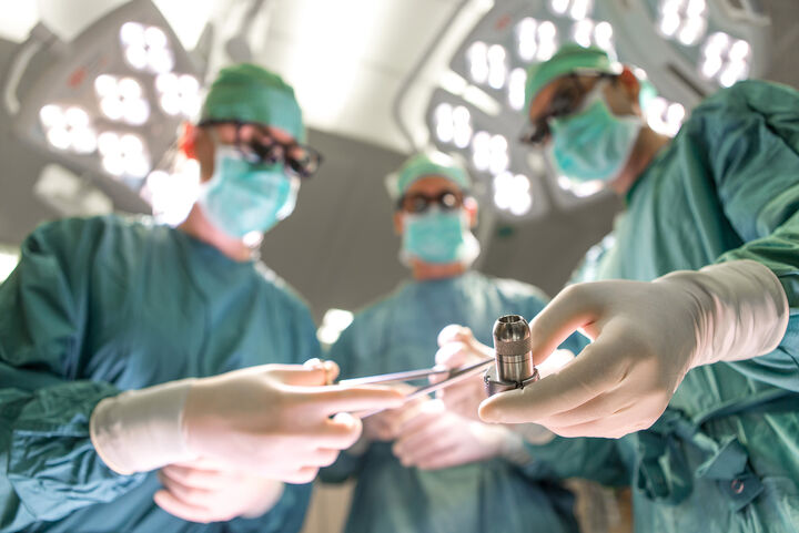 Erfolgsgeschichte Hybrid-OP: MedUni Wien und AKH Wien bei komplexen Herz-Operationen weltweit top