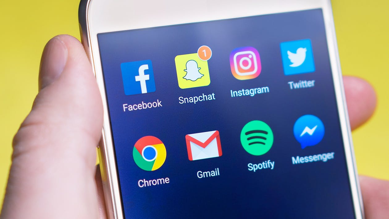 Orthopäden warnen vor "digitaler Lähmung"