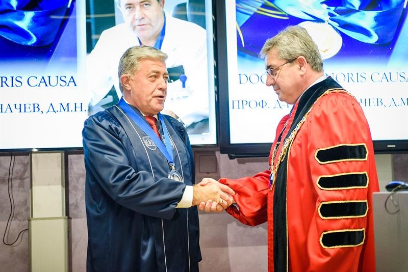 Проф. Генчо Начев стана „Доктор хонорис кауза“ на МУ-Варна