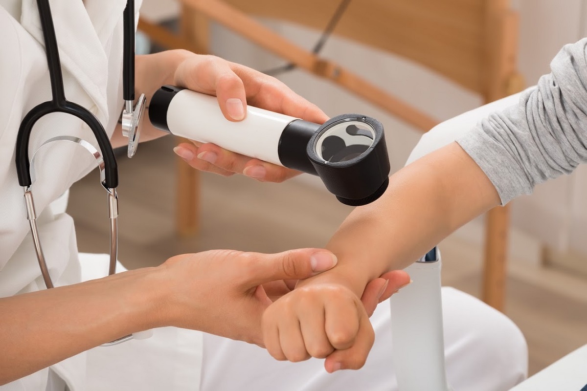 IV Infiltration and Latex Allergy in an Infant: Early Recognition is Key to Prevent Lasting Disability