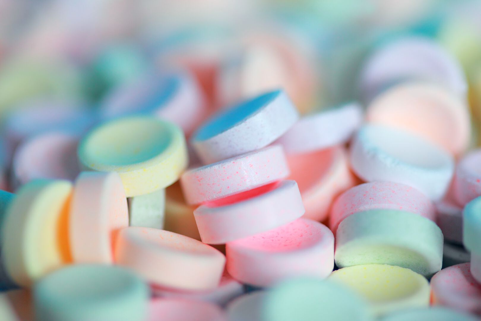 Agenția Europeană a Medicamentelor recomandă noi tratamente ale GSK, AstraZeneca și Bayer pentru astm, cancer pulmonar și anticoagulare