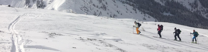 Erste evidenzbasierte Studie zu gesundheitlichen Auswirkungen von Skitouren