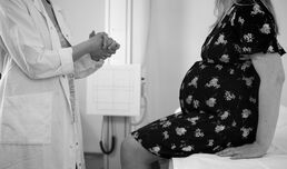 Schwangerschaft & Geburt mit COVID-19-Infektion