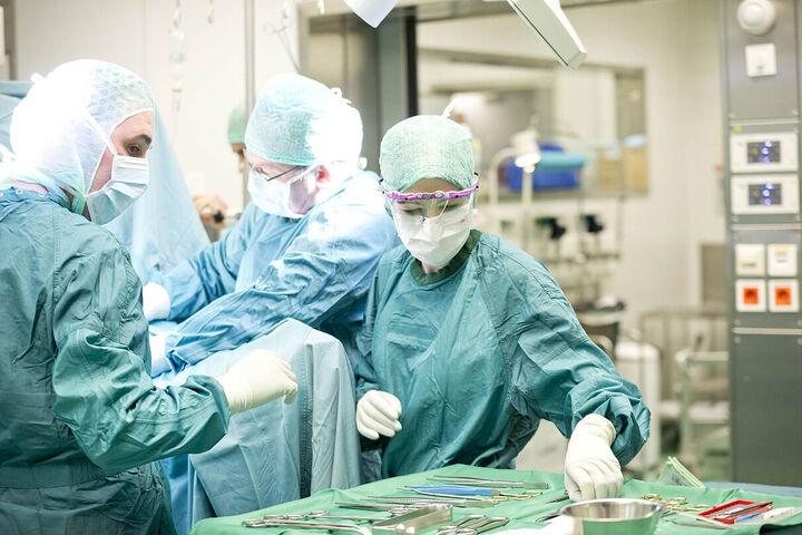 Uniklinik für Chirurgie bietet neue Therapie nach (Teil-)Entfernung der Bauspeicheldrüse