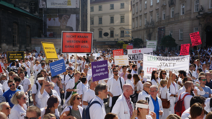 Spitalsärzte: Streikbeschluss ausgesetzt, jedoch keine "endgültige Einigung"