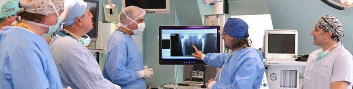 Ортопедите на старозагорската Болница „Тракия“ достигнаха годишен обем от 1500 операции!
