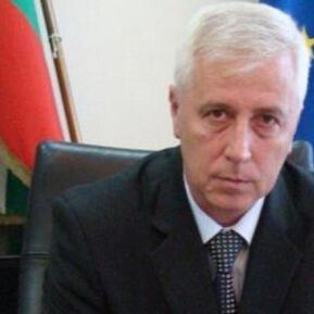 Скандалът, който доведе до оставката на един министър - сериозни нарушения или...?