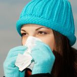 Грипните вируси се разпространяват при дишане, не само при кашлица и кихане