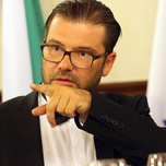 Доц. д-р Невен Енчев дава на съд „Господари на ефира“