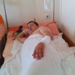 Ток удари кмет, той се потроши, след като падна от пет метра височина