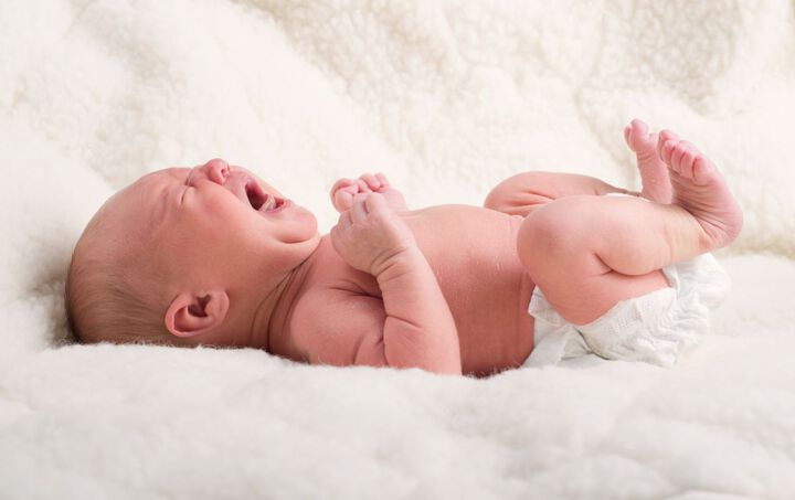Д-р Илиева: Неправилното хранене на кърмачката може да предизвика колики при бебето