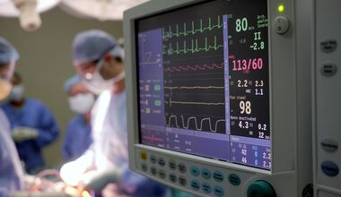 Светкавичната реакция на медици от две болници спаси живота на столичен анестезиолог
