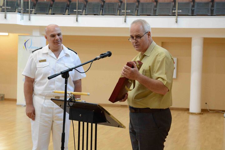 МУ-Варна се включи в честванията по повод 140 години от създаването на Военноморските сили 