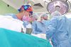 6-килограмов тумор от бедрото на мъж отстраниха специалисти от ВМА