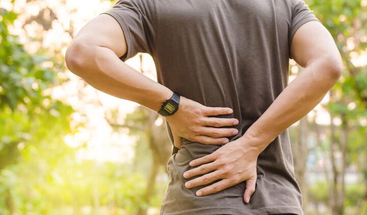 Как се лекуват болки в долната част на гърба