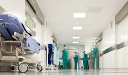 В Павликени забравиха пациентка и я държаха в скенер 6 часа 