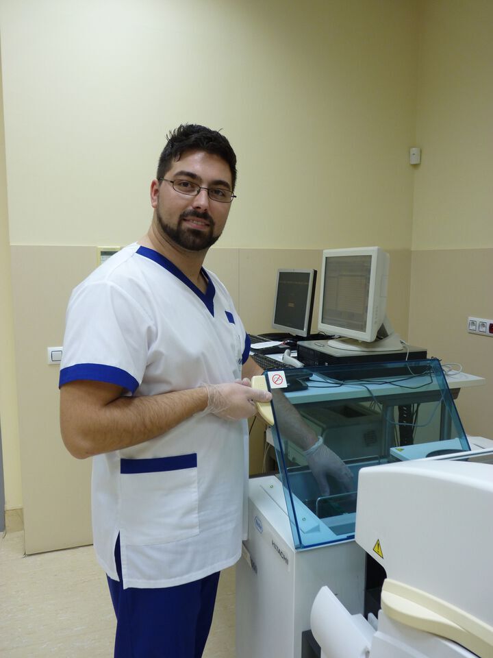 Още един млад лекар откри призванието си и се завърна в Бургас благодарение на  лаборатория „ЛИНА”