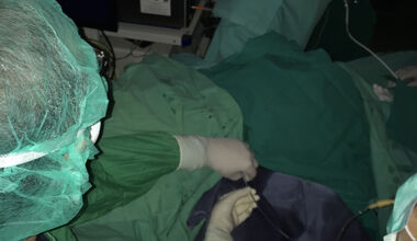 С иновативна безкръвна операция уролози от УМБАЛ Бургас спасиха бъбрека на млада жена