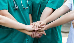 Медицински сестри излизат на протест