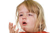 Децата не бива да пият сироп за кашлица преди лягане