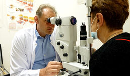 Безплатни прегледи за влажна дегенерация на макулата