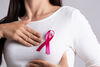 Една от всеки 22 българки заболява от рак на гърдата