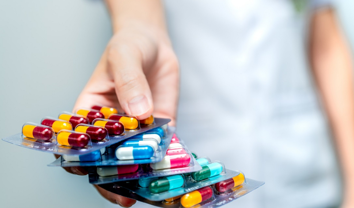 Защо при антибиотично лечение приемът на пробиотици е задължителен?