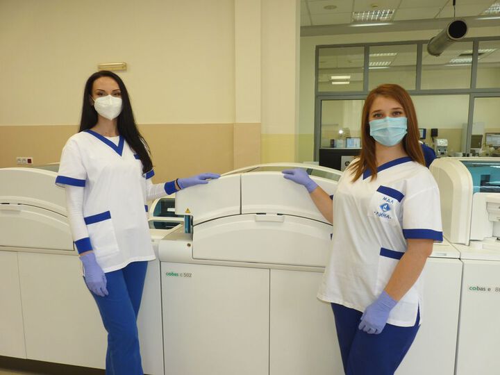 Специализантите д-р Иванова и д-р Младенова: Клиничната лаборатория е основен метод при  поставянето на диагноза